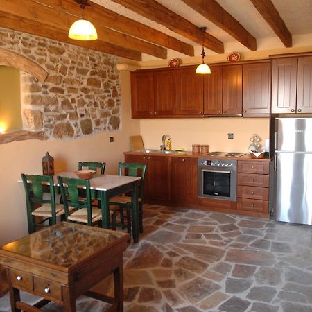 Lithos Homes Volissos Bagian luar foto
