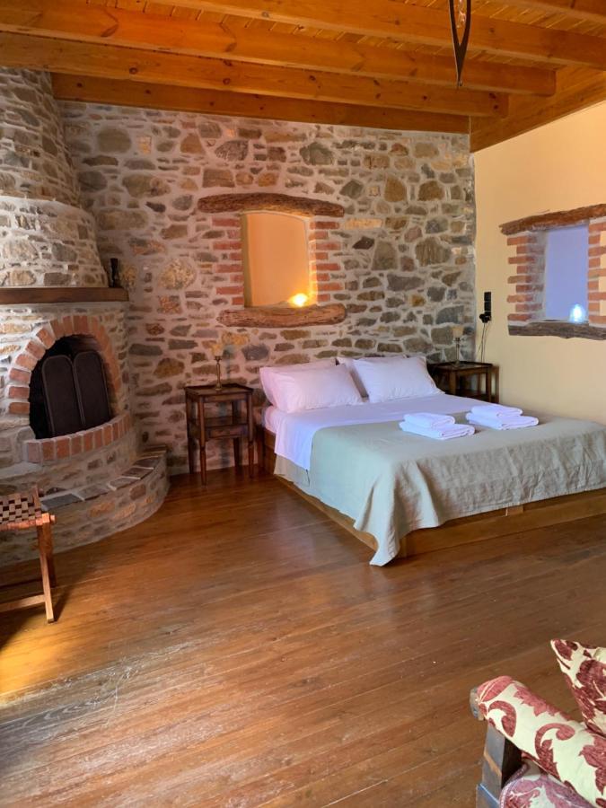 Lithos Homes Volissos Bagian luar foto