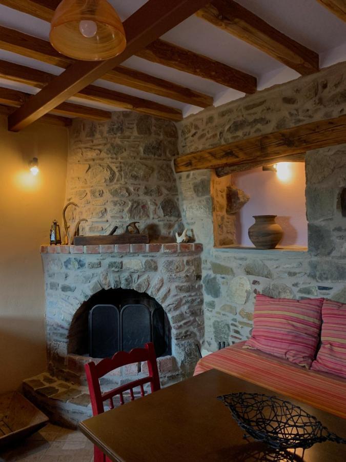 Lithos Homes Volissos Bagian luar foto